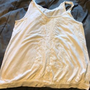 Sonoma Life + Style Medium White Tank